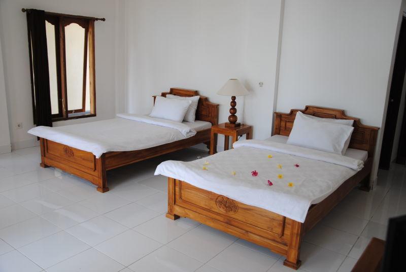 Dream Beach Inn Lembongan Room photo
